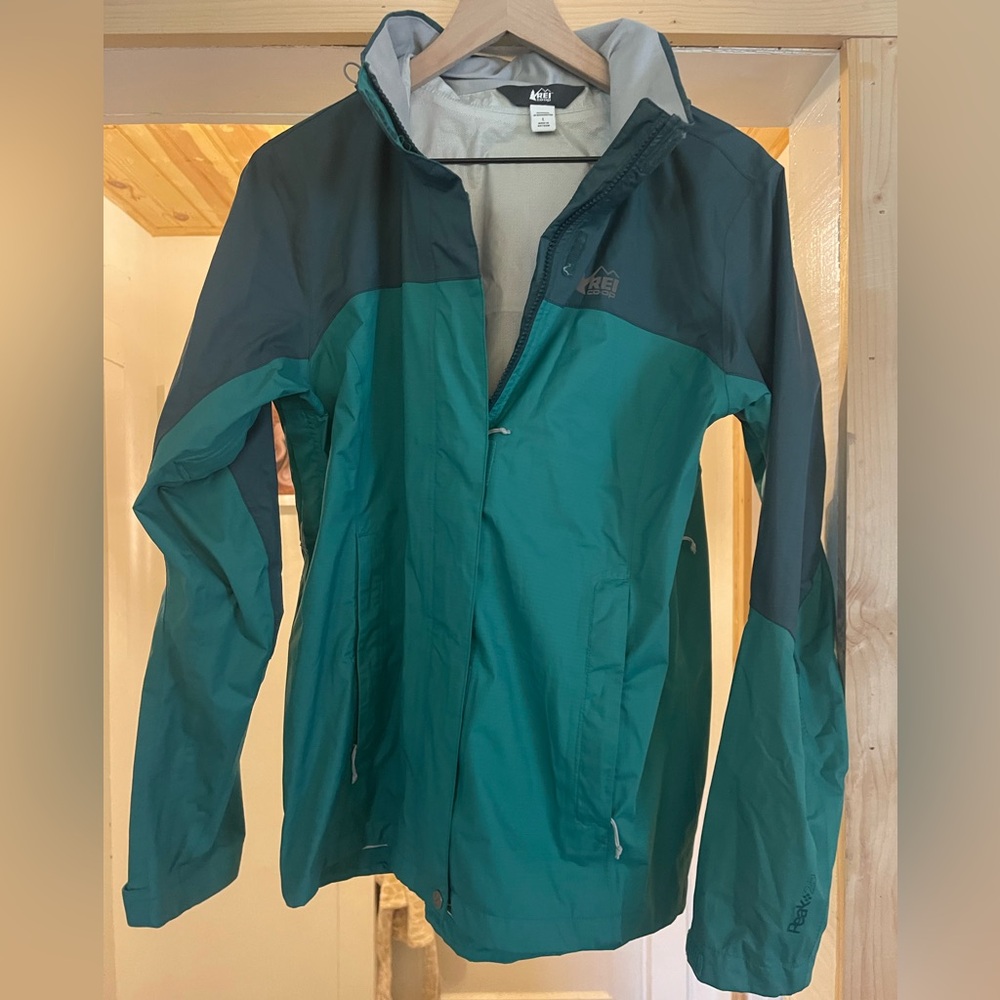 REI Two-Tone Green Raincoat